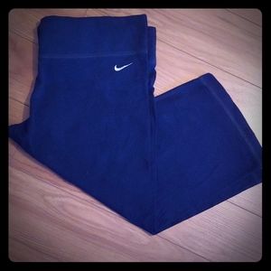 Nike Cropped Pants